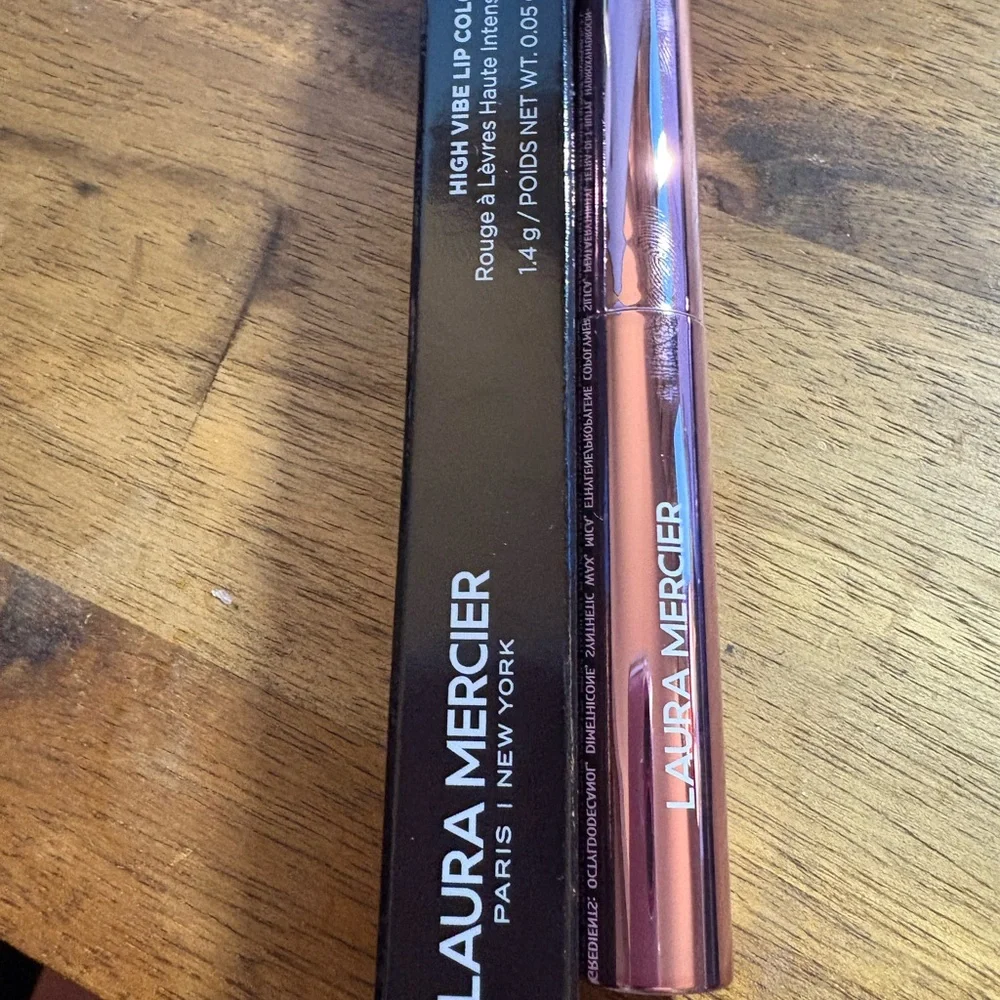 NWT Laura Mercier High Vibe Lip Color - Peek